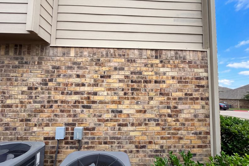 Photo 29 of 36 of 5300 Keller Springs Rd, Dallas, TX
