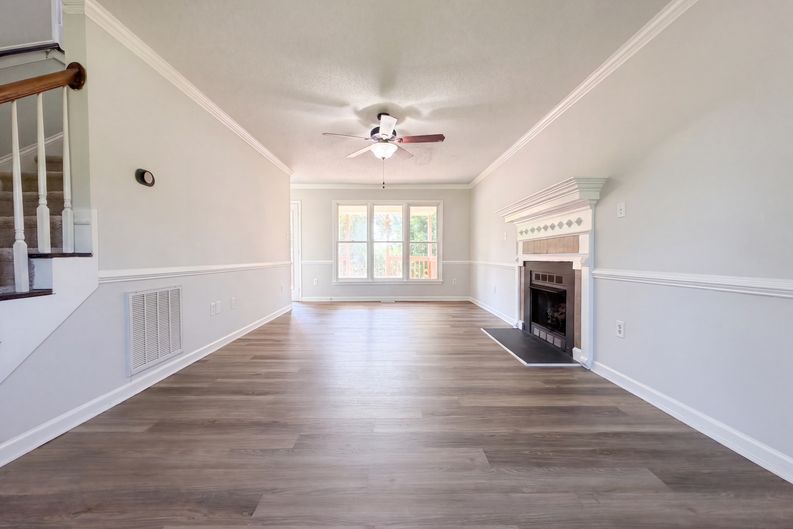 Photo 3 of 20 of 106 Deblyn Ct, Pine Level, NC