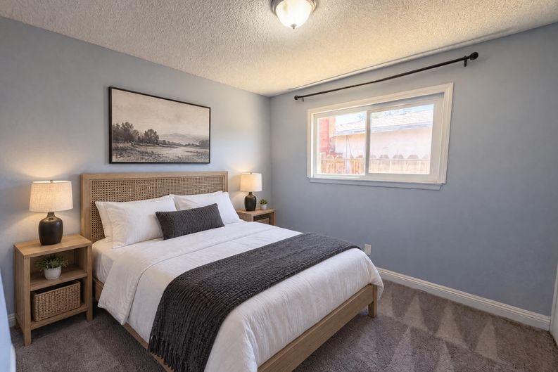 Photo 15 of 17 of 15929 La Verida Dr, Victorville, CA