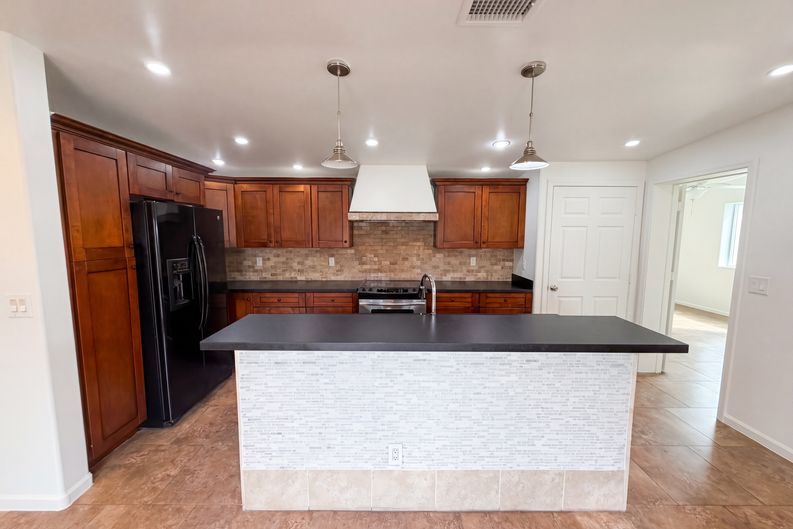 Photo 14 of 26 of 2722 E Nisbet Rd, Phoenix, AZ