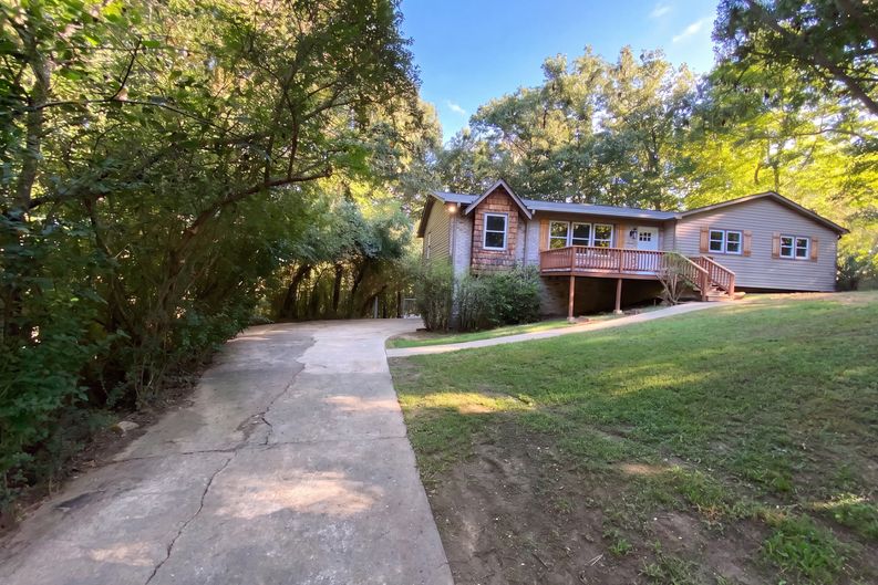 Photo 52 of 56 of 4676 Fairway Dr, Pinson, AL