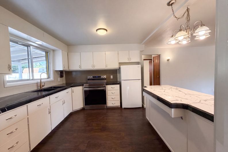 Photo 26 of 43 of 1535 W 15th St, Loveland, CO
