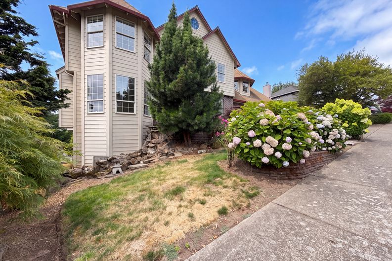 Photo 37 of 40 of 15745 SW Windham Ter, Portland, OR