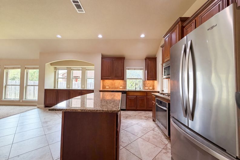 Photo 6 of 20 of 4309 Gleneagles Dr, Mansfield, TX