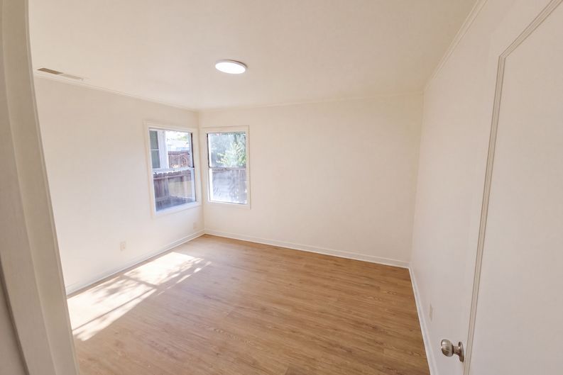 Photo 18 of 29 of 2580 Verna Way, Sacramento, CA