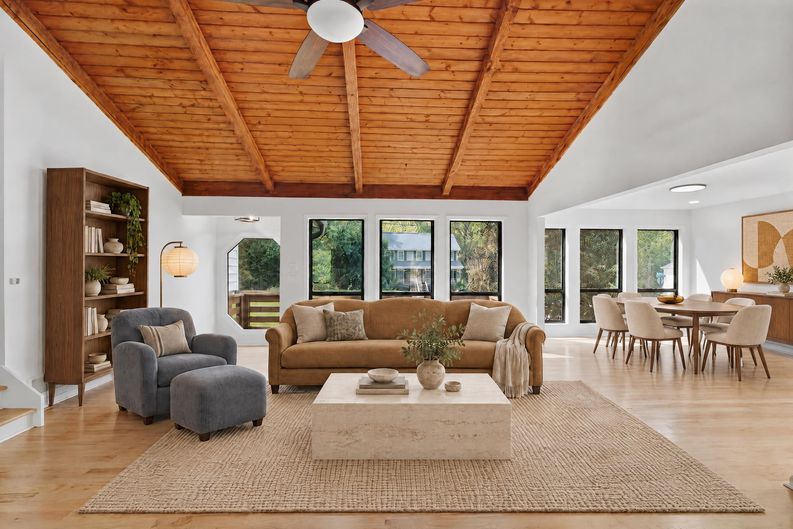 Photo 6 of 28 of 1907 Kemp Rd, Marietta, GA