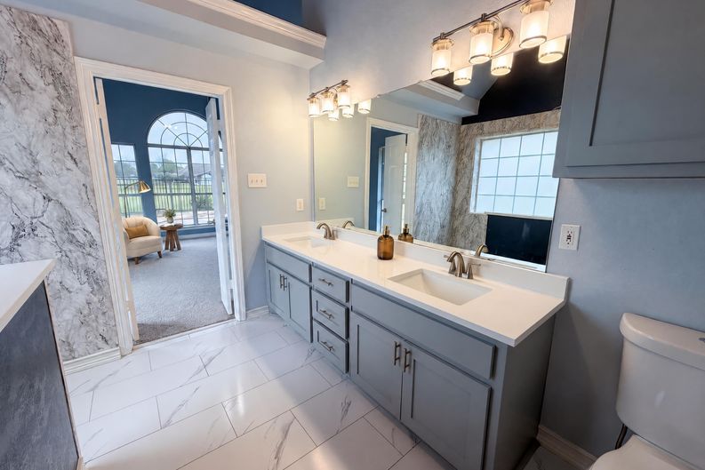 Photo 16 of 22 of 4014 Ovilla Rd, Waxahachie, TX