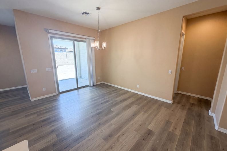 Photo 6 of 37 of 19562 W Wilshire Ave, Buckeye, AZ
