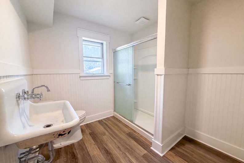 Photo 13 of 23 of 808 Griffin St, McKinney, TX