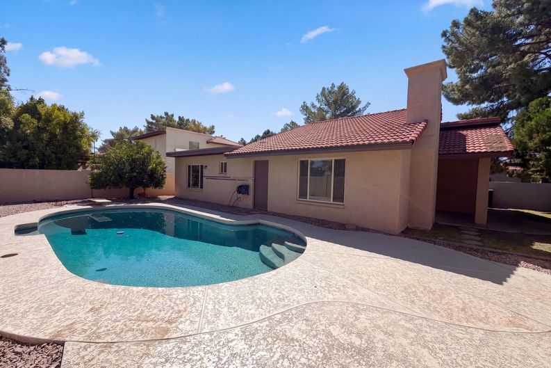 Photo 17 of 40 of 200 E Barbarita Ave, Gilbert, AZ