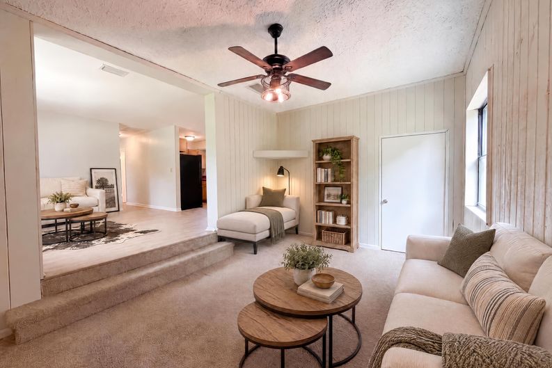 Photo 9 of 22 of 2630 SE 8th Ave, Ocala, FL