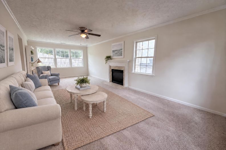 Photo 3 of 18 of 3358 Neptune Dr, Raleigh, NC