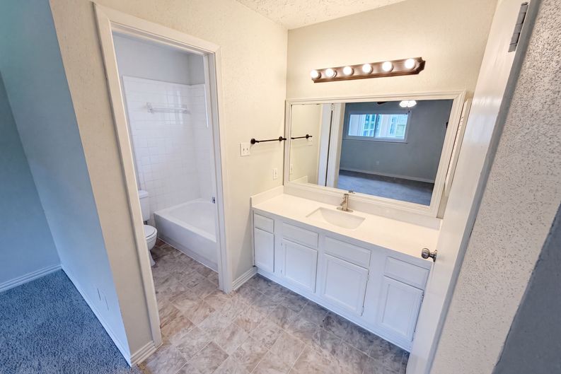 Photo 15 of 19 of 17110 Golf Club Dr, Crosby, TX