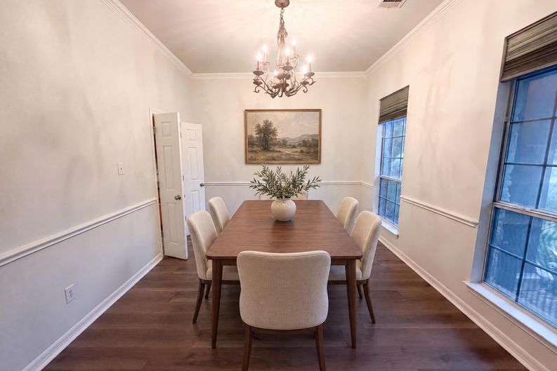 Photo 9 of 26 of 1724 Westend Pl, Round Rock, TX