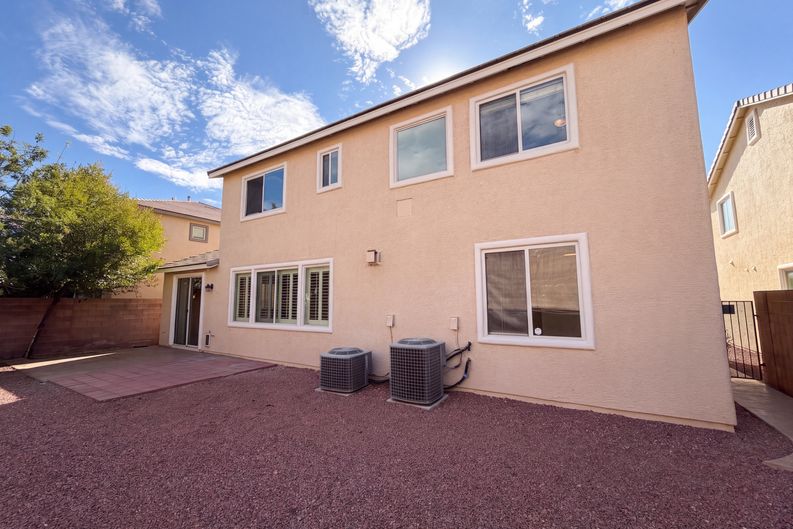 Photo 5 of 38 of 360 S Milan St, Henderson, NV