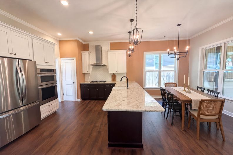 Photo 3 of 18 of 1010 Holloway St, Durham, NC