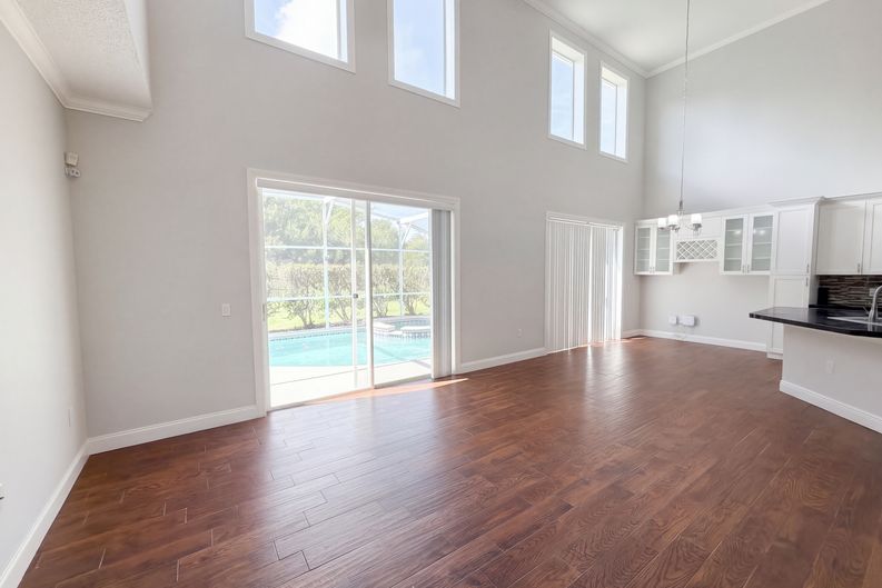 Photo 9 of 57 of 2541 Jasmine Trace Dr, Kissimmee, FL