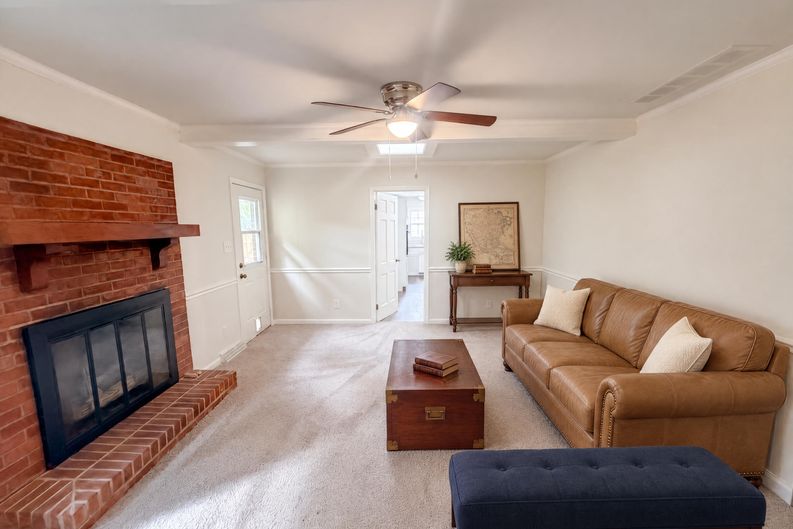 Photo 8 of 15 of 505 Leawood Dr, Greensboro, NC
