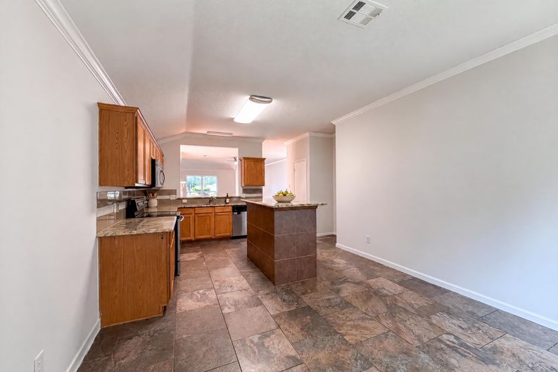 Photo 7 of 19 of 2324 Glenhaven Dr, McKinney, TX