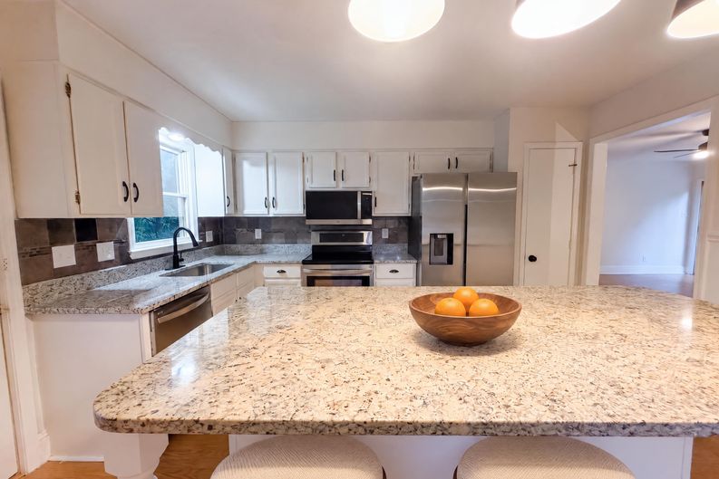 Photo 21 of 27 of 4043 Windward Dr, Tega Cay, SC