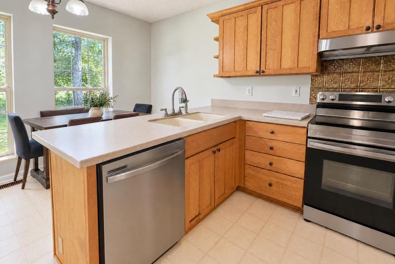 Photo 8 of 24 of 4300 Peeksville Rd, McDonough, GA