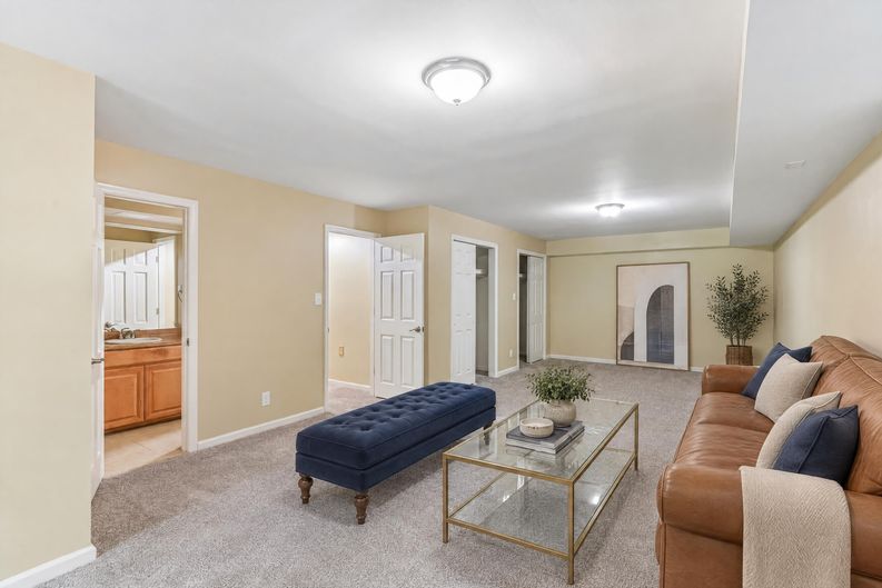 Photo 10 of 87 of 3135 Spalding Dr, Sandy Springs, GA