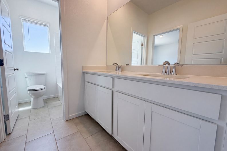 Photo 14 of 19 of 8364 Caldera Hills Ave, Las Vegas, NV