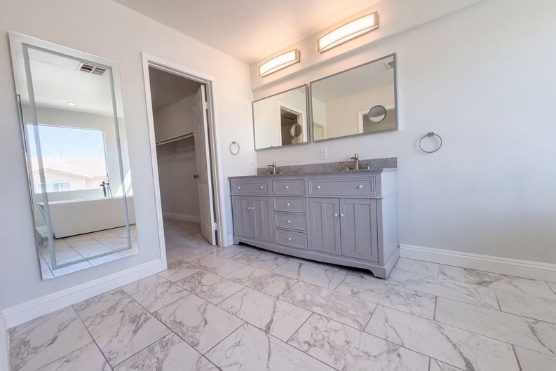 Photo 17 of 33 of 1265 Lavender Ln, Hemet, CA