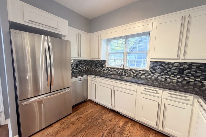 Photo 10 of 39 of 1821 Monroe Dr NE, Atlanta, GA
