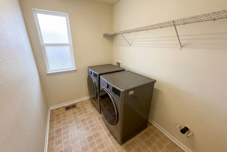 Photo 20 of 29 of 6334 N Ensenada Ct, Aurora, CO