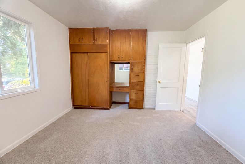 Photo 11 of 16 of 4219 SE Ellis St, Portland, OR