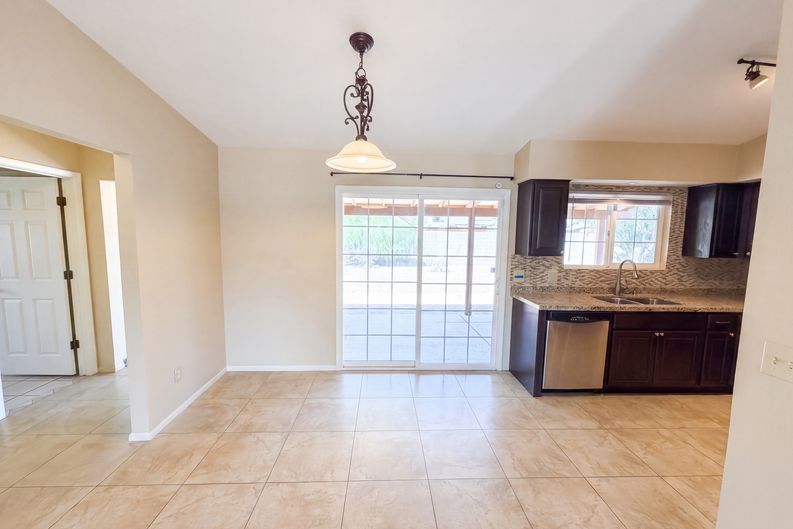 Photo 6 of 21 of 6081 N Curry Ave, Tucson, AZ