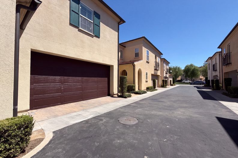 Photo 25 of 31 of 21981 Propello Dr, Santa Clarita, CA
