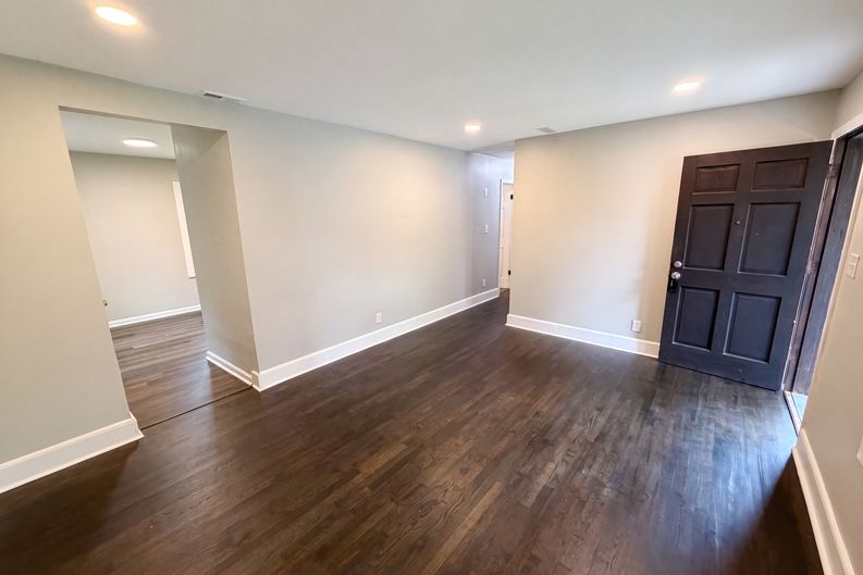 Photo 6 of 19 of 528 Kentbrook Dr, Charlotte, NC