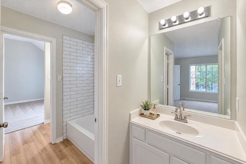 Photo 20 of 29 of 1017 Laurel Oak Dr, Flower Mound, TX
