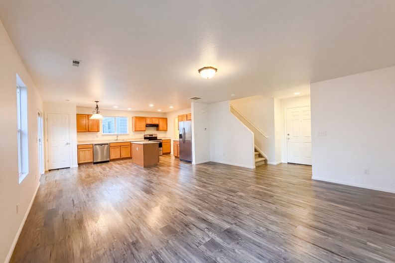 Photo 3 of 22 of 10590 Butte Dr, Longmont, CO