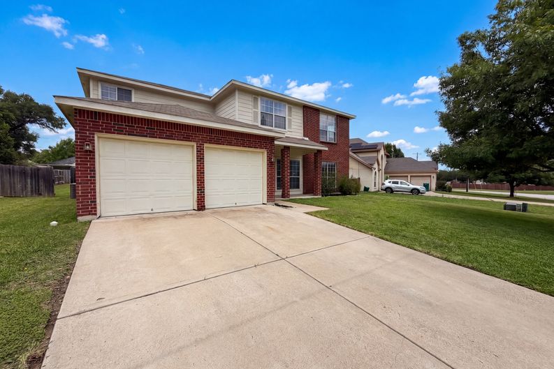 Photo 15 of 19 of 313 Crowfoot Dr, Harker Heights, TX
