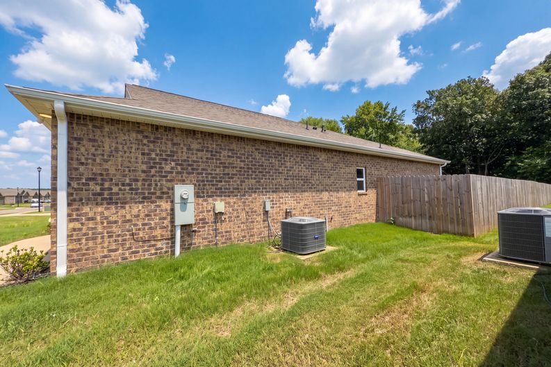 Photo 38 of 58 of 12898 Golden Hay Cir NW, Madison, AL