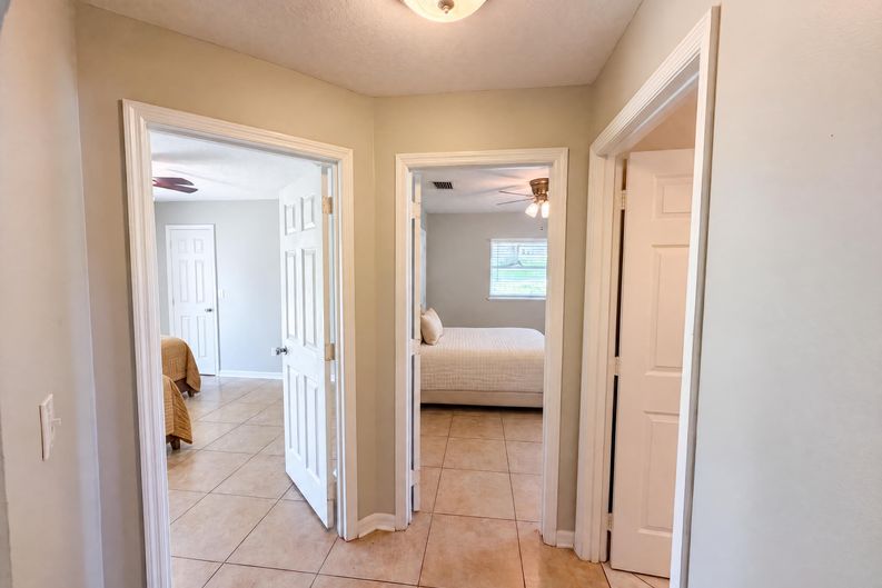 Photo 22 of 29 of 17802 Jefferson St, Oakland, FL