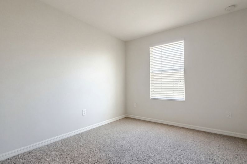 Photo 21 of 29 of 7070 Woodchase Glen Dr, Riverview, FL
