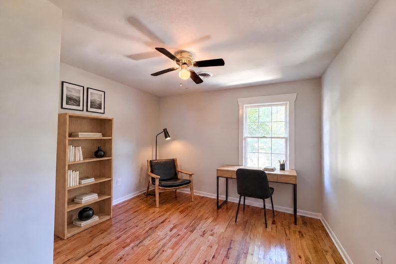 Photo 9 of 21 of 509 Drake Ave, Nashville, TN