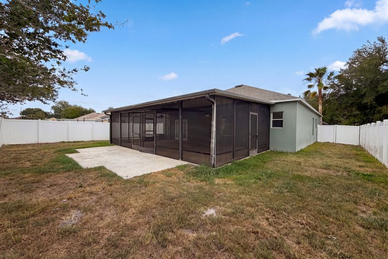 Photo 5 of 20 of 3408 Grove Blossom Ln, Plant City, FL