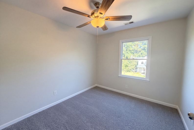 Photo 10 of 17 of 5908 Wateree Dr, Durham, NC