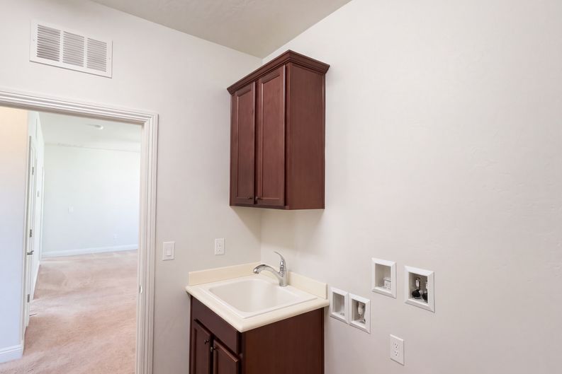 Photo 24 of 30 of 31 Berneri Dr, Las Vegas, NV