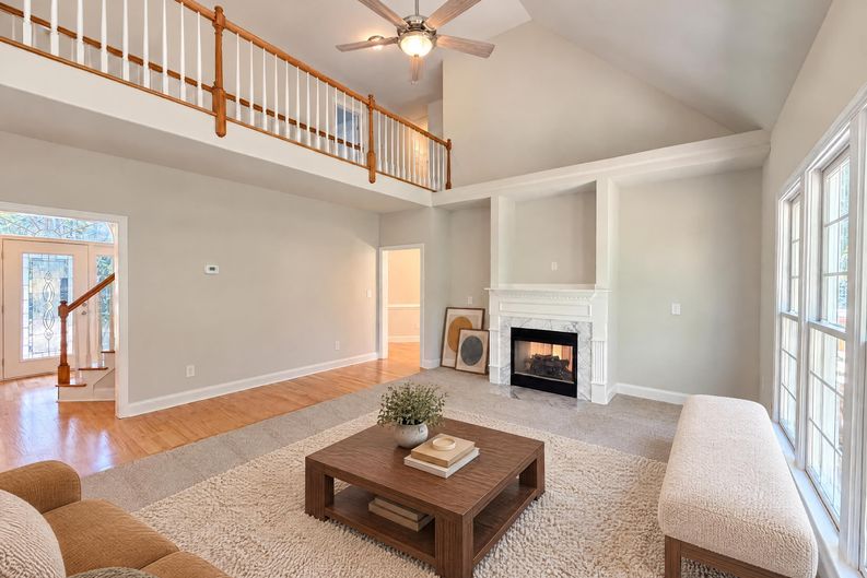 Photo 6 of 29 of 2916 Woodslope Dr, Raleigh, NC