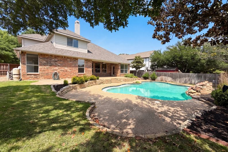 Photo 31 of 41 of 2211 Dana Dr, Flower Mound, TX