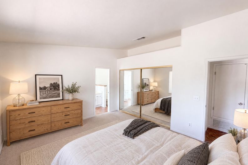 Photo 13 of 18 of 5840 N Belbrook Dr, Tucson, AZ