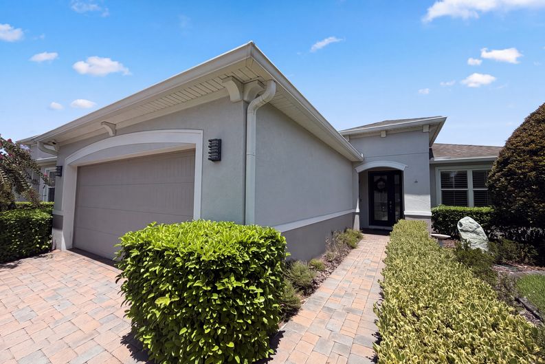 Photo 24 of 28 of 1011 Victoria Hills Dr S, Deland, FL