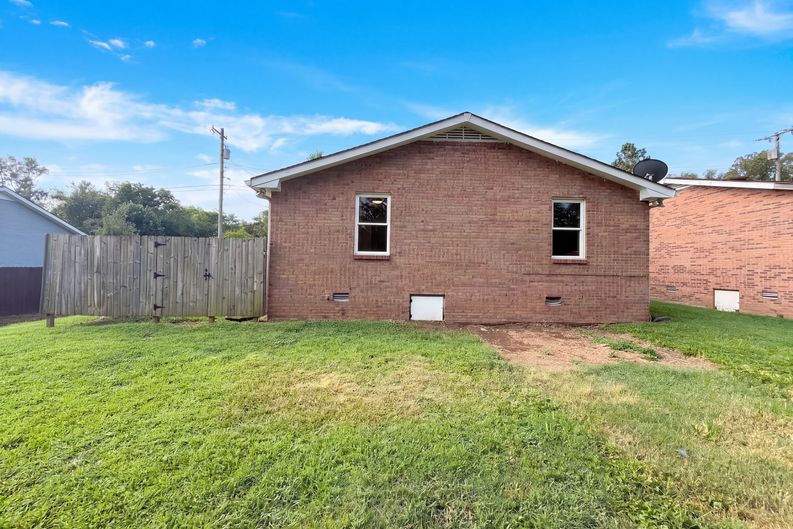 Photo 5 of 16 of 1344 Love Joy Ct, Nashville, TN