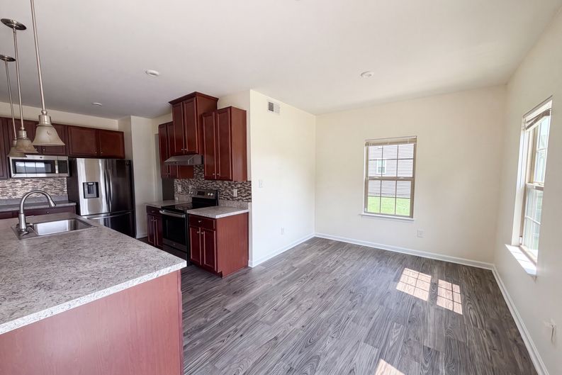 Photo 8 of 18 of 7307 Veyan Way, North Chesterfield, VA